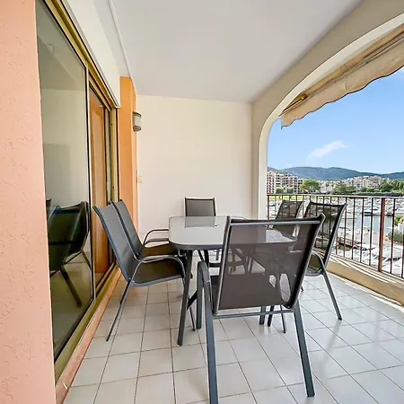Daire Vue Marina, Piscine, Terrasse & Fibre Mandelieu