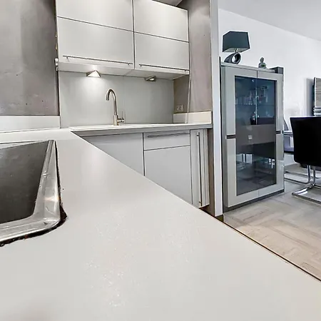 Vue Marina, Piscine, Terrasse & Fibre 망들리유 라 나플